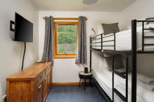 Katil atau katil-katil dalam bilik di The Nook Holiday Cottage
