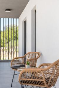 Balkón alebo terasa v ubytovaní Elysian Zen Luxury Apartment - Two Bedroom Apartment with Terrace and Sea View