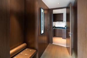 Paramount Hotel Dubai的一间浴室