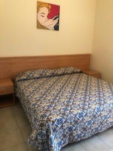 Ein Bett oder Betten in einem Zimmer der Unterkunft Hostels Euro Mediterraneo