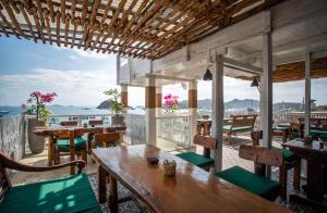 Galeriebild der Unterkunft Eco Tree O'tel in Labuan Bajo