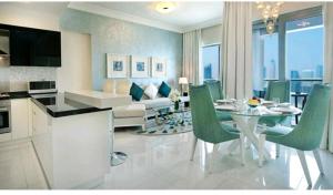 Fotografie z fotogalerie ubytování Luxurious Apartments - Damac Mall Street v Dubaji
