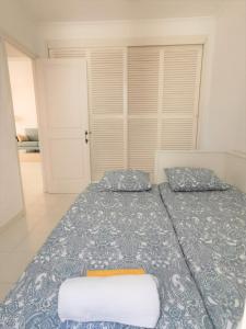 Postel nebo postele na pokoji v ubytování Apartamento Albatros-Son Parc Menorca + 14 fotografií