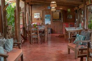 Posezení v ubytování Aventura Rincon Ecolodge