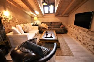 A seating area at Wabisabi Townhouse
