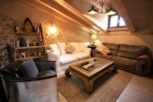 A seating area at Wabisabi Townhouse
