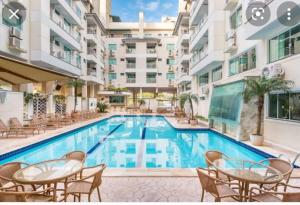 Gallery image of Apartamento Maravilhoso,condominio com piscina aquecida coberta e mais 2 externas. in Bombinhas