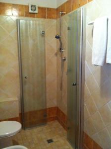 Vannituba majutusasutuses Piccolo Hotel Sciliar