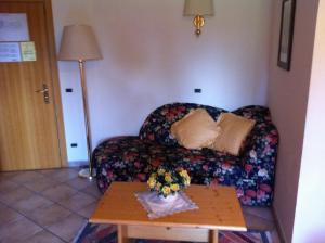 Istumisnurk majutusasutuses Piccolo Hotel Sciliar