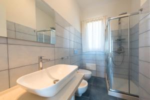 Łazienka w obiekcie Fani Luxury Villas
