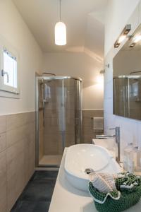 Łazienka w obiekcie Fani Luxury Villas