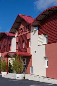 Hoone, kus hotell asub