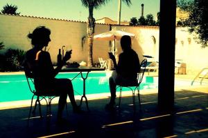 Hostia v ubytovaní Casa vacanza in villa con piscina!