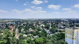 Общий вид на город Харьков или вид на город из апартаментов/квартиры