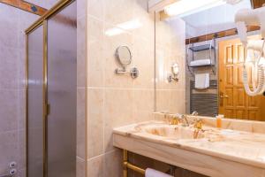 Spa Hotel Anglický Dvůr的一间浴室