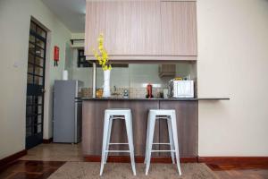 Köök või kööginurk majutusasutuses Westlands place 1 bedroom - Safari House, Sherry Homes