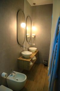 Krysos Luxury Rooms的一间浴室