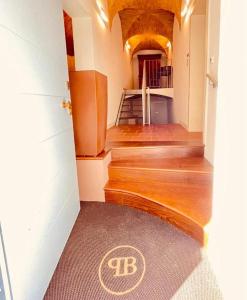 Afbeelding uit fotogalerij van Palazzo Borgocolonne Apartments in Parma