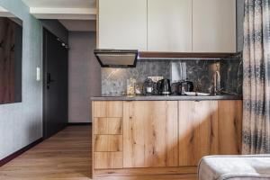 Kuchyňa alebo kuchynka v ubytovaní Apartamenty Jedlina