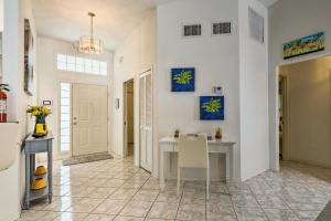 Φωτογραφία από το άλμπουμ του Sebastian Home with Lanai and BBQ about 7 Mi to Beach σε Sebastian