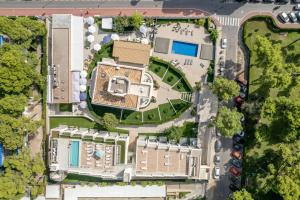 Bazén v ubytování Iberflat Villa Los Pinos nebo v jeho okolí