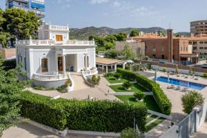 Bazén v ubytování Iberflat Villa Los Pinos nebo v jeho okolí