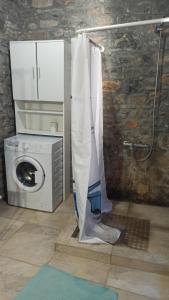 Ένα μπάνιο στο Casa di Pietra +26 φωτογραφίες