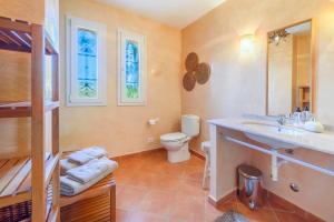 Łazienka w obiekcie Villa Turo del Sol