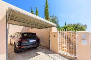 Zdjęcie z galerii obiektu Villa Turo del Sol w mieście Cala Murada