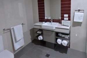 Kylpyhuone majoituspaikassa Rydges Palmerston - Darwin