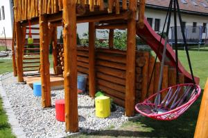 Vaikų žaidimų erdvė apgyvendinimo įstaigoje Chata Kaprík