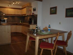 Kuchyň nebo kuchyňský kout v ubytování Gästehaus Watzmannblick
