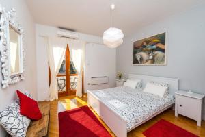 Posteľ alebo postele v izbe v ubytovaní Romance Apartments Dubrovnik