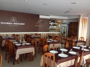 Restaurace v ubytování Ribeiro Hotel
