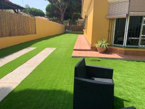 Ogród w obiekcie Chiclana casa maría