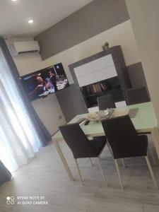 TV a/nebo společenská místnost v ubytování CASETTA DEL SARACENO