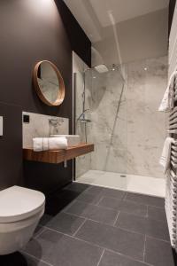 Koupelna v ubytování Vinotel X
