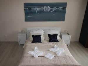 Posteľ alebo postele v izbe v ubytovaní BudapestEasyFlat Wesselenyi + 25 fotografií