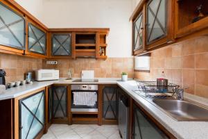 Kuchyňa alebo kuchynka v ubytovaní BudapestEasyFlat Wesselenyi