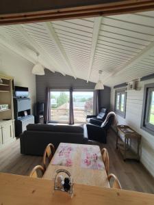 Kuchyň nebo kuchyňský kout v ubytování Chalet de la Sablière
