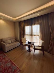 Ruang duduk di Alsahwa Hotel