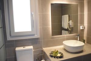 Vannituba majutusasutuses Ariana Eco Suites Adults Only