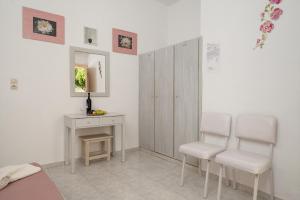 Gallery image of Sofia rooms in Pitsidia