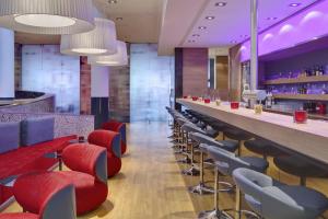 Posezení v ubytování IntercityHotel Berlin Hauptbahnhof