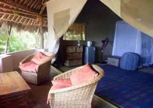 Area soggiorno di Firefly Eco Retreat
