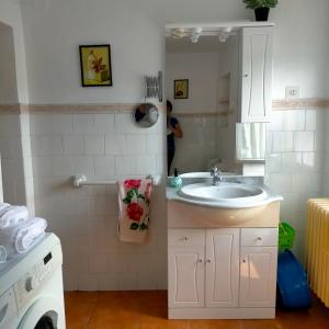 Ванна кімната в Turismo en Babia Bajo los nidos