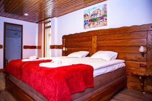 Gallery image of VILA SWE SAR in Curtea de Argeş +41 photos