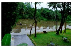 Foto dalla galleria di Riverside Inn Homestay a Cochin