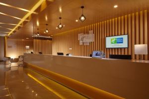 TV a/nebo společenská místnost v ubytování Holiday Inn Express Tangshan Downtown by IHG