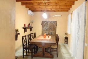 Fotografie z fotogalerie ubytování APIGANOS house v destinaci Khoumeriákos + 17 fotografií